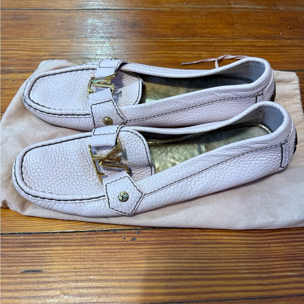 Authentic Louis Vuitton pink Monte Carlo moccasins size 38.5 - Picture 2 of 3